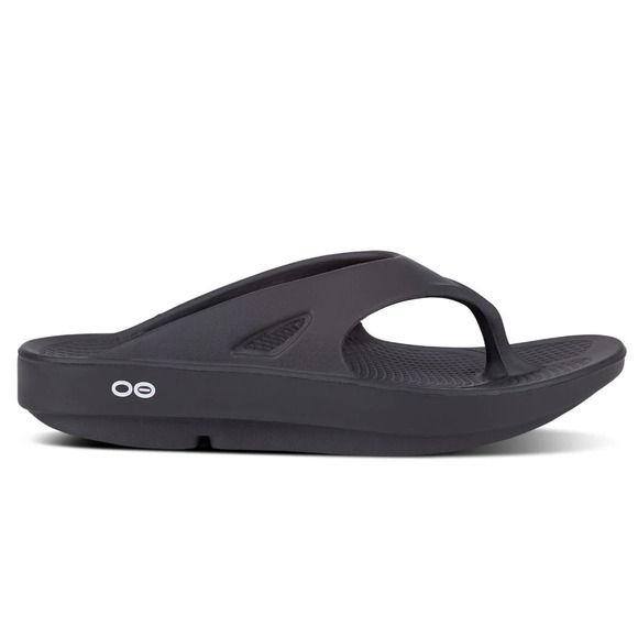 OOFOS Shoes - OOFOS Black Women's Sandals Size 9